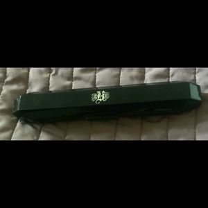 Kat von D double sided brush